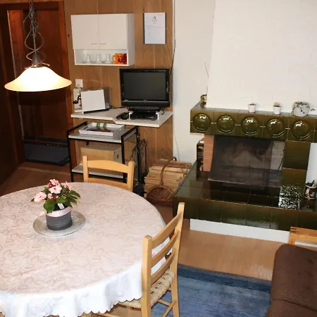 Beautiful Apartment In Hasliberg With Garden *